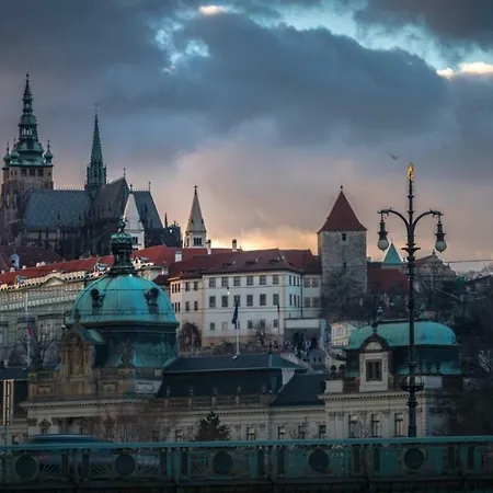 Apartment Historical Charles Bridge Prag